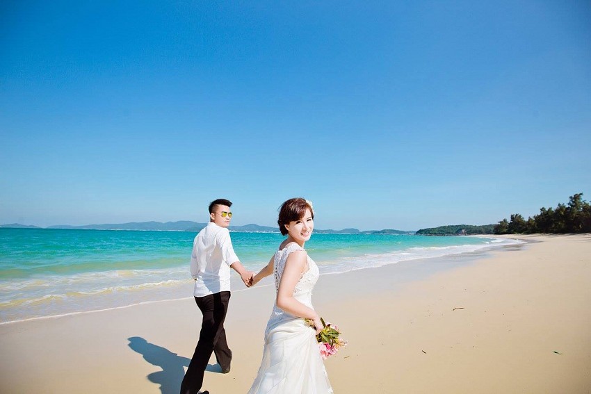 Bãi biển Hồng Vàn: Lãng mạn trong từng khoảnh khắc Bãi biển Hồng Vàn: Lãng mạn trong từng khoảnh khắc