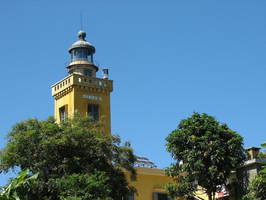 Tham quan ngọn hải đăng Cô Tô Tham quan ngọn hải đăng Cô Tô